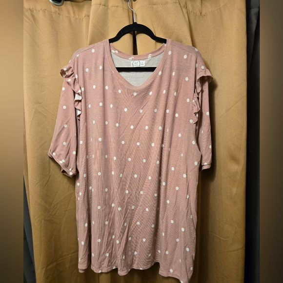 Maurices 4x 24/7 Pink Ruffle Polka Dot Tee - Picture 2 of 5